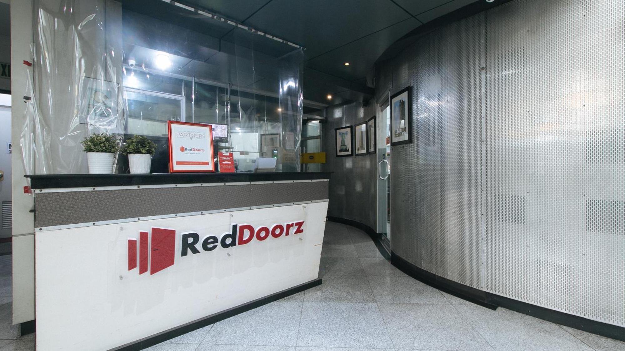 Reddoorz Plus At Banawe Quezon City Esterno foto