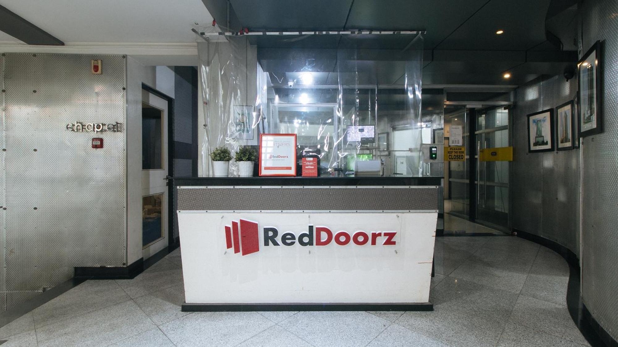 Reddoorz Plus At Banawe Quezon City Esterno foto